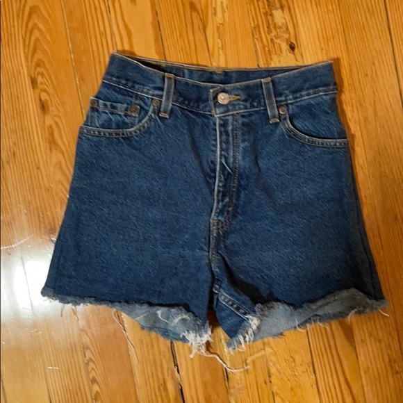 levi’s high wasted jean shorts